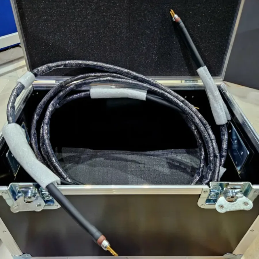 SKOGRAND CABLES<br>SILVERSPINE 喇叭線