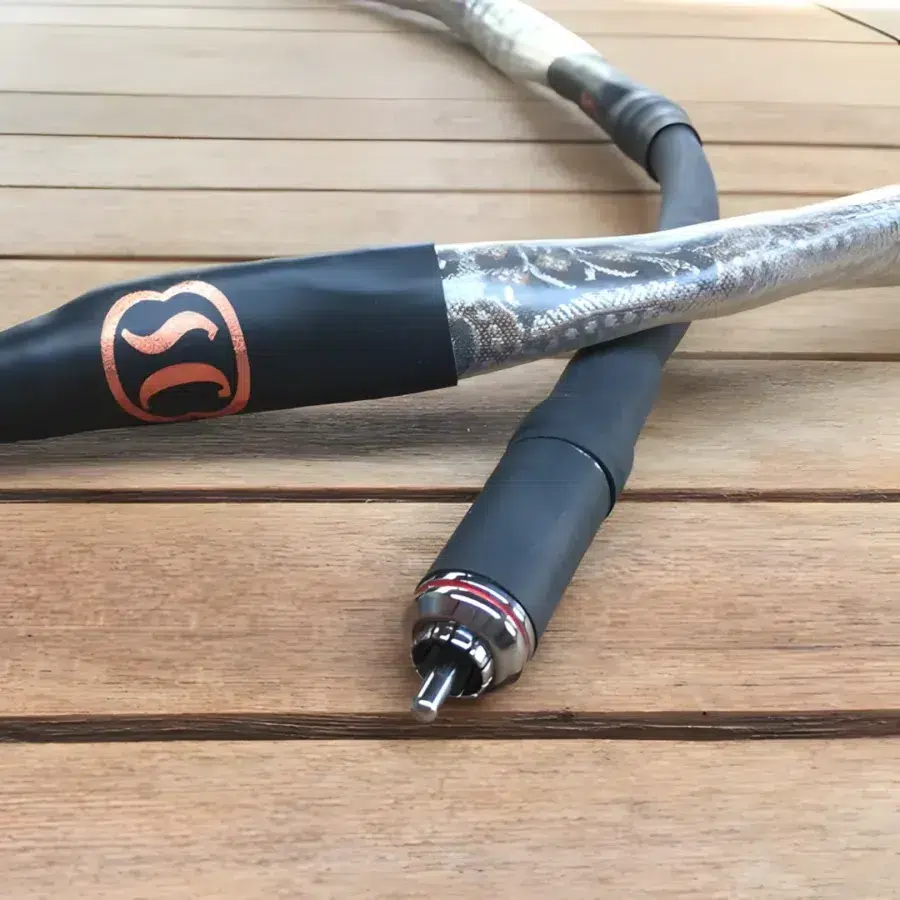 SKOGRAND CABLES<br>TCHAIKOVSKY MK2 (RCA / BNC / AES/EBU) 數碼線